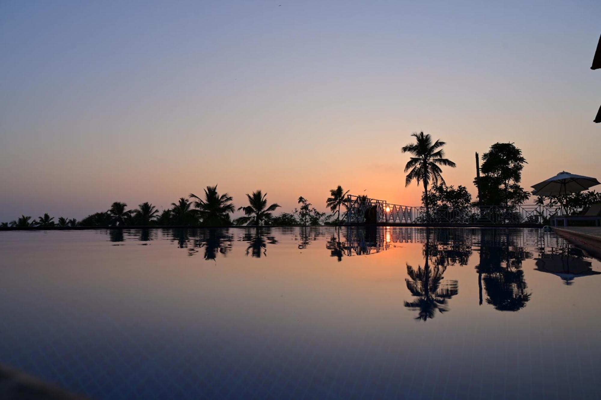 Aadisaktthi Leisure Resort, Kovalam Thiruvananthapuram Eksteriør billede